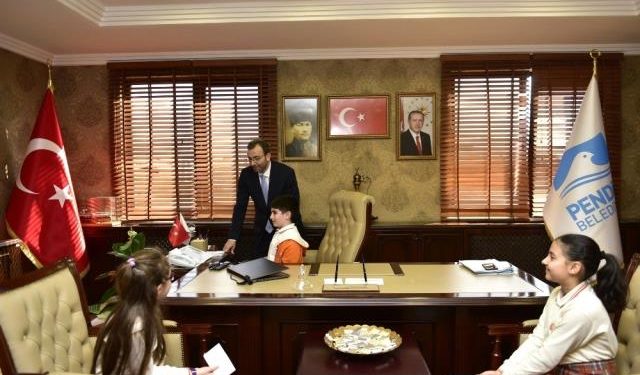 Başkan Cin’den 23 Nisan Sürprizi