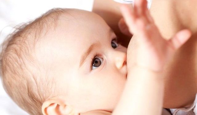 Bebeklerde Meme Reddine Karşı Önemli Öneriler