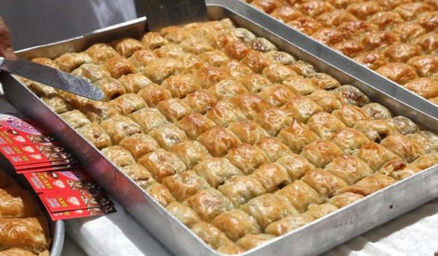Biberli Baklava” Fuarda İlgi Odağı Oldu