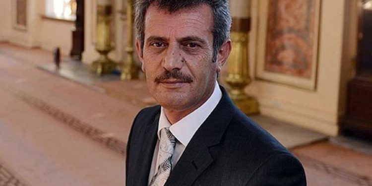 “Camide bira içtiler” iddiasını yalanlayan müezzin CHP’den milletvekili aday adayı oldu