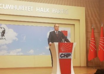 CHP’li Öztrak: Kimse Bizleri Şehitlerimizin Cenazelerine Katılmaktan Alıkoyamaz