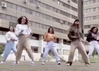 Dans videosu çeken İranlı 5 genç kız tutuklandı! Dans ettikleri yere götürüp özür dilettiler