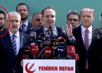 Erbakan ittifak kararını açıklarken herkes arkasındaki Davut Güloğlu’na odaklandı: Burada ne işi var?