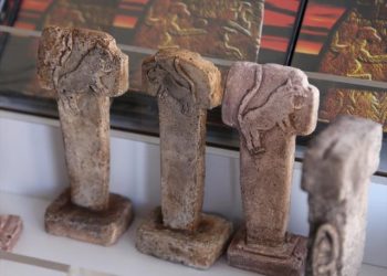 Göbeklitepe’den İlham Aldığı Minyatür Taşları Dünyaya Pazarlıyor