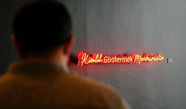 Görmezden Gelinen Kadınların Dramına Büyüteç Tutan Sergi