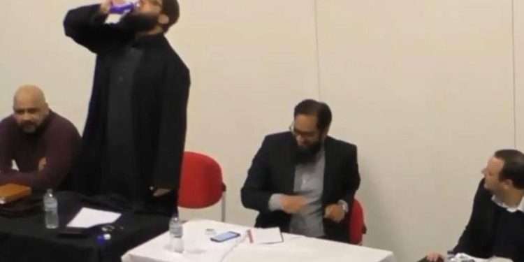 Hadisin doğruluğunu kanıtlamak için fare zehri içen Şeyh Raşid’in öldüğü iddia edildi! Gerçek çok geçmeden anlaşıldı