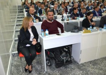 İzmir Büyükşehir Belediyesinde Ak Partili Üyeye Özel Alan