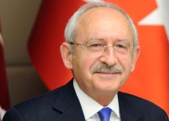 Kemal Kılıçdaroğlu Kimdir ve Kaç Yaşında?
