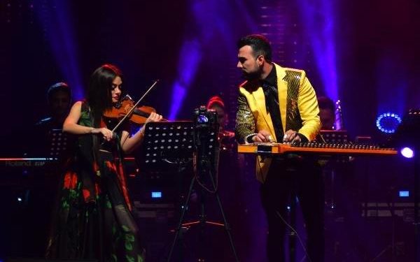 Lübnanlı Ünlü Kemancı ile Türk Kanun Virtüözünün Performansı Alkış Aldı