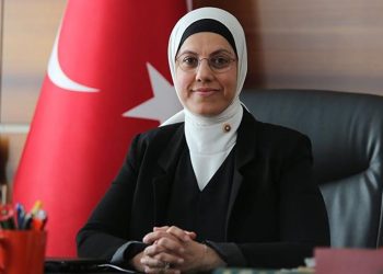 Merve Kavakcı, dış politika danışma kurulundaki görevinden alındı