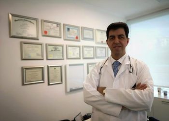 Nefes Alabilmek İçin Boğazında Delik Açılan Hastalara Tedavi Şansı