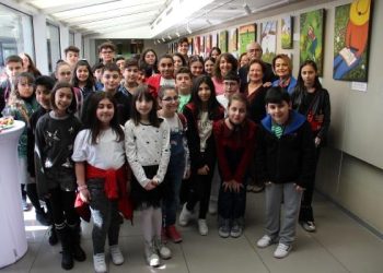 Ortaokul Öğrencileri Kanser Hastası Akranlarına Umut Oldu