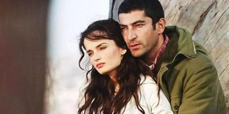 Oyunculuğu bırakan Selin Demiratar’a Hadise ve Seda Bakan’dan sürpriz! Son hali dikkat çekti