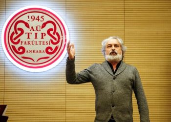 Ses Sağlığınız İçin Günde 2 Litre Su İçin”