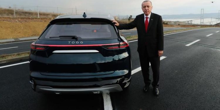 Togg’a ne kadar sipariş geldi, bu yıl kaç adet üretilecek? Erdoğan canlı yayında rakam verdi