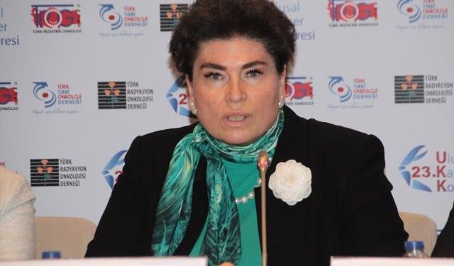 Türkiye’de Yılda 4 Bin 700 Çocuğa Kanser Tanısı Konuluyor”