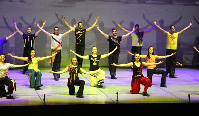 Türkiye’yi Danslarıyla Dünyaya Tanıttılar