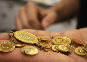 Uzmanlar Altın Fiyatlarını Değerlendirdi: Gram 290 Lirayı Görebilir