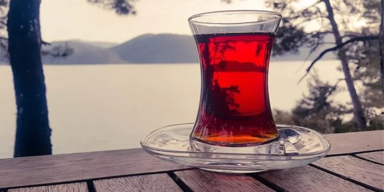 Cayır cayır sıcak çay içerken iki kez düşünün! Riski büyük
