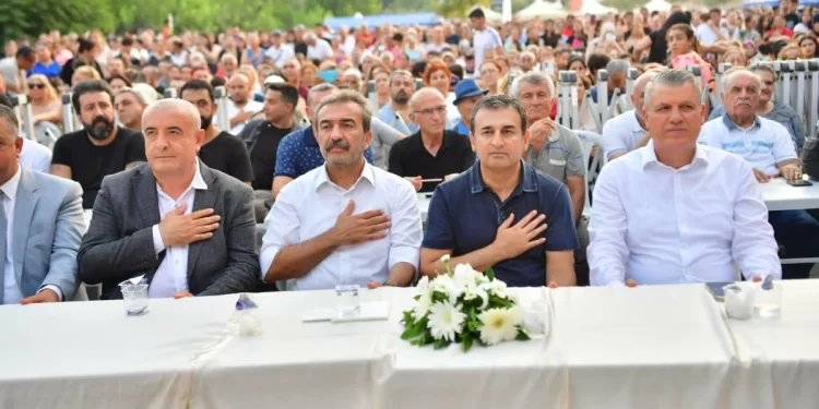 Çukurova Belediye Başkanı Alevi İbadethanelerinin Kabul Edilmesini İstedi