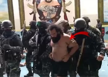 Ekvador’da cezaevinde tutulan “Fito” lakaplı çete lideri, 4 bin polis ve askerle nakledildi