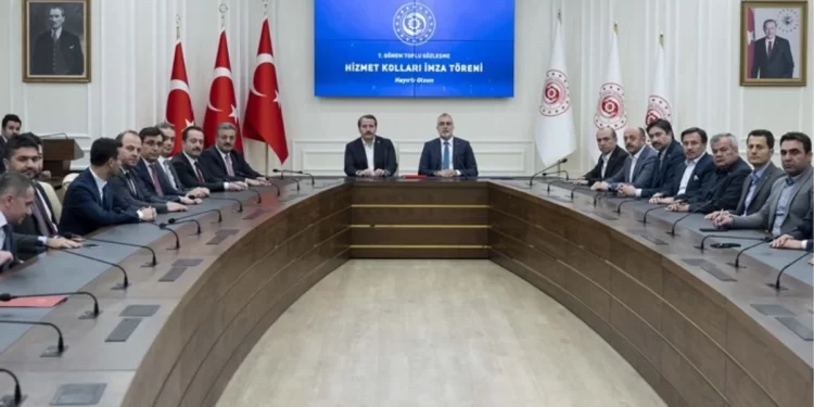 Memur ve memur emeklisinin zam oranında uzlaşma sağlanamadı! Hakem Kurulu’na gidilecek