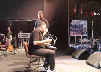 Niran Ünsal, Düzceliler ile buluştu