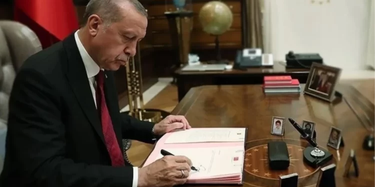 Son Dakika: Atama kararları Resmi Gazete’de! SGK, AFAD ve İŞKUR’un başındaki isimler değişti