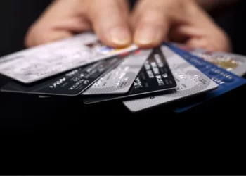 Son Dakika: BDDK’dan yeni karar! Hava yolu, seyahat, konaklama gibi yurt dışı kredi kartı harcamalarında taksit yapılmayacak