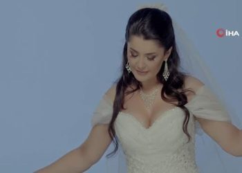 Ünlü ses sanatçısı 30’uncu sahne yılını kliple kutladı