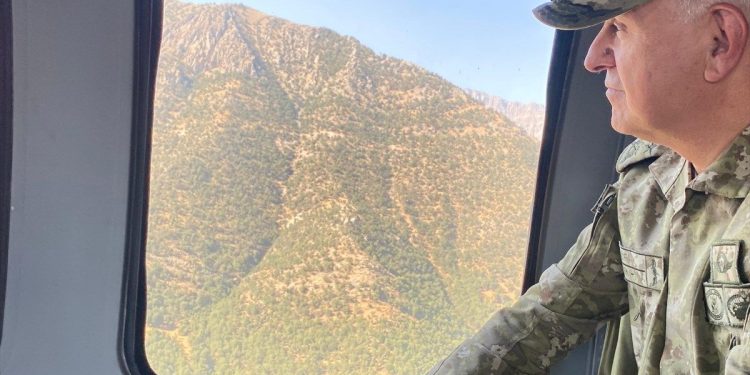 Yeni Genelkurmay Başkanı Metin Gürak’ın bilinmeyenleri! 15 Temmuz’da FETÖ’cü askerlere böyle ayar vermişti