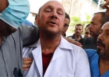 Gazzeli doktor, İsrail bombardımanında ailesini kaybetti