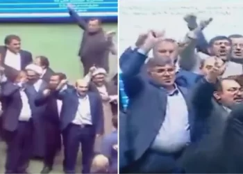İran Meclisi’nde vekiller “İsrail’e ölüm” sloganları attı