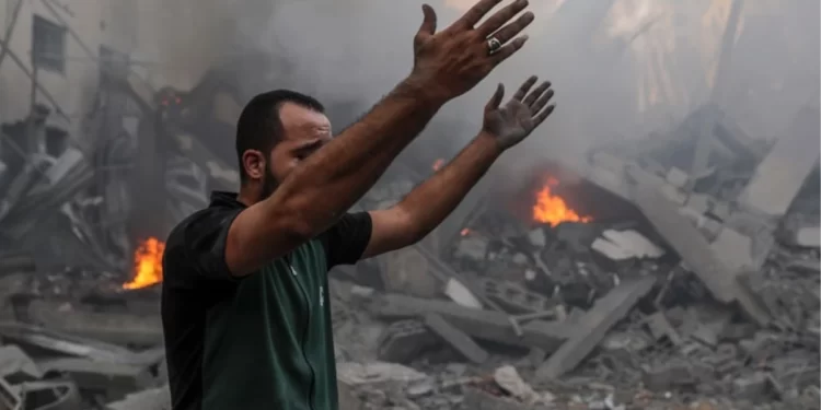 İsrail’in bombardımanı altındaki Gazze’de yaşayanlar, sosyal medyadan vasiyetlerini paylaşıyor